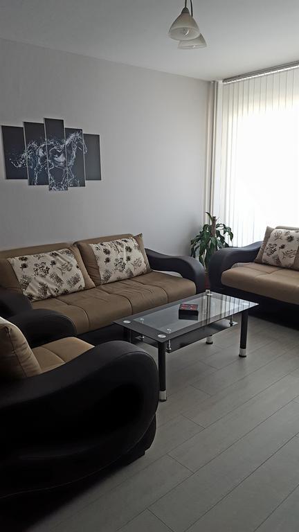 Modern Home Apartment Airport София Экстерьер фото